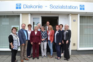 Ministerin Rundt bei der Diakonie in Bad Zwischenahn