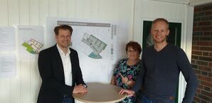 v.l: Henning Dierks, Manuela Imkeit und Frank Arntjenn